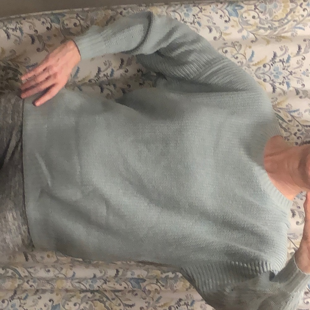 Hollis size S ribbed sweater.   Color is light sage.